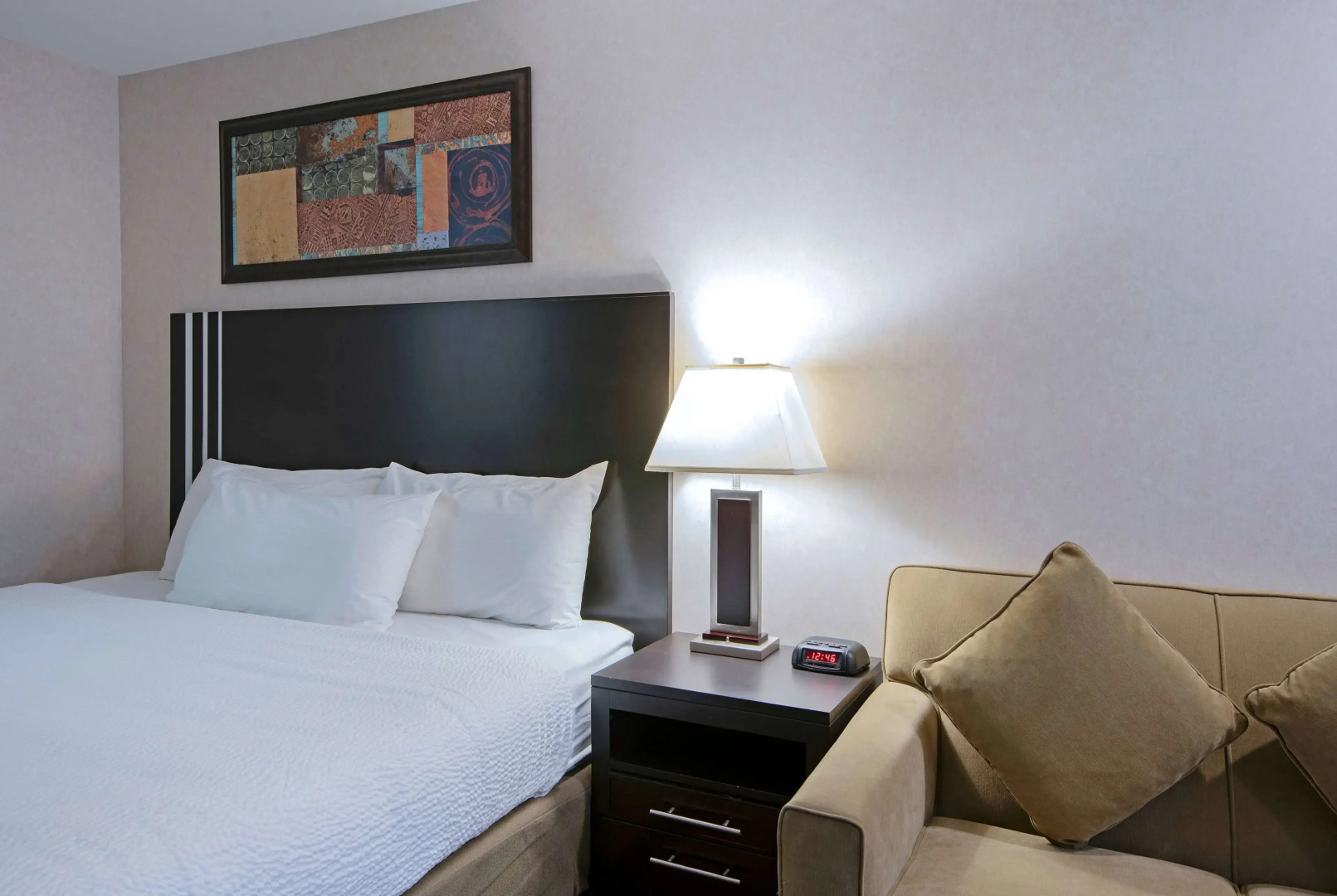 Travelodge by Wyndham Kamloops Mountview