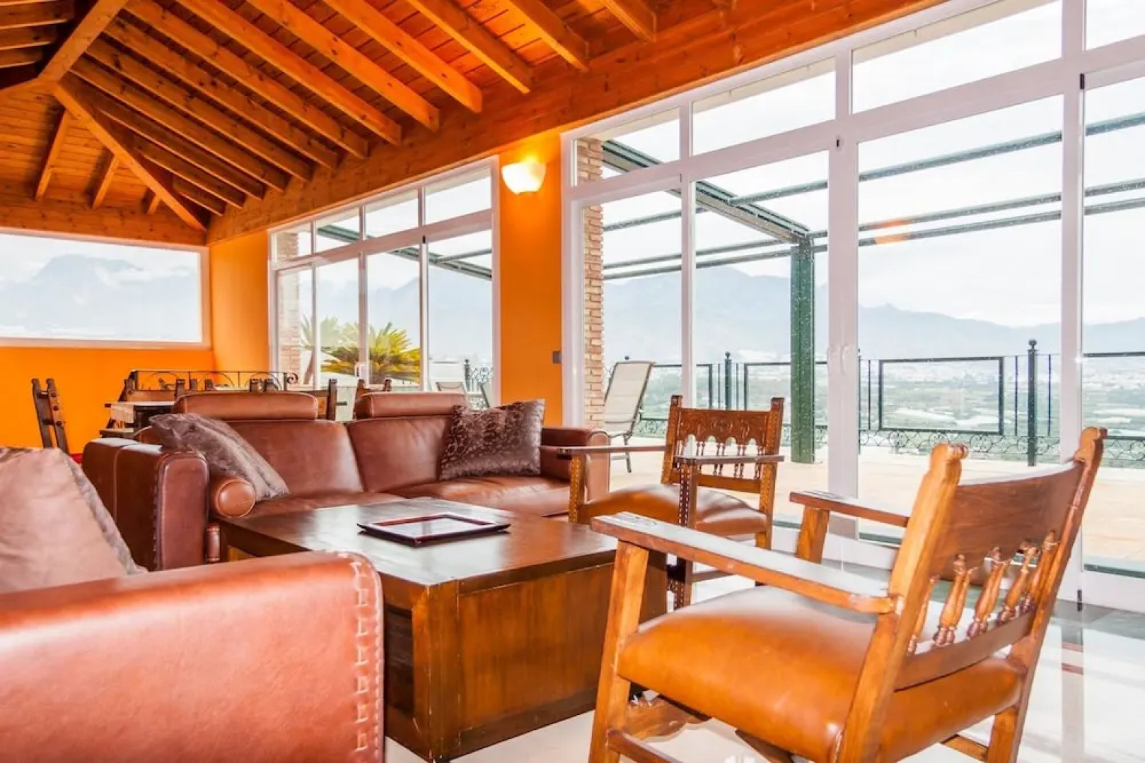 Villa Canovas Vista Lara