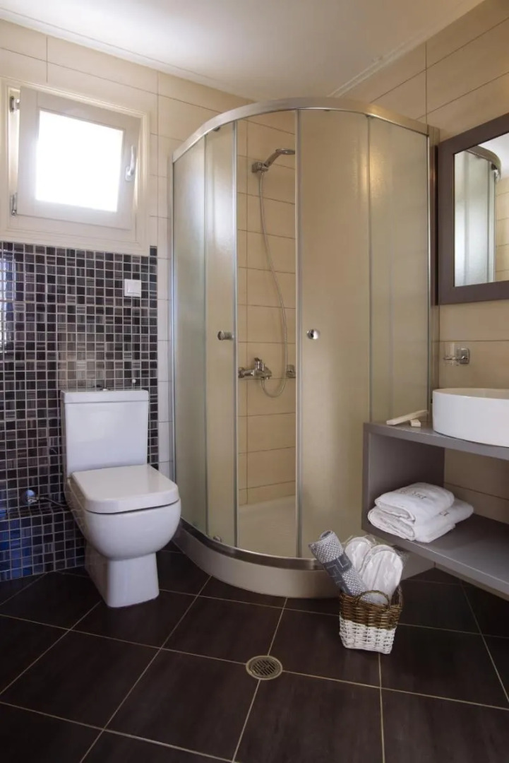 Aelia Apartments & Suites