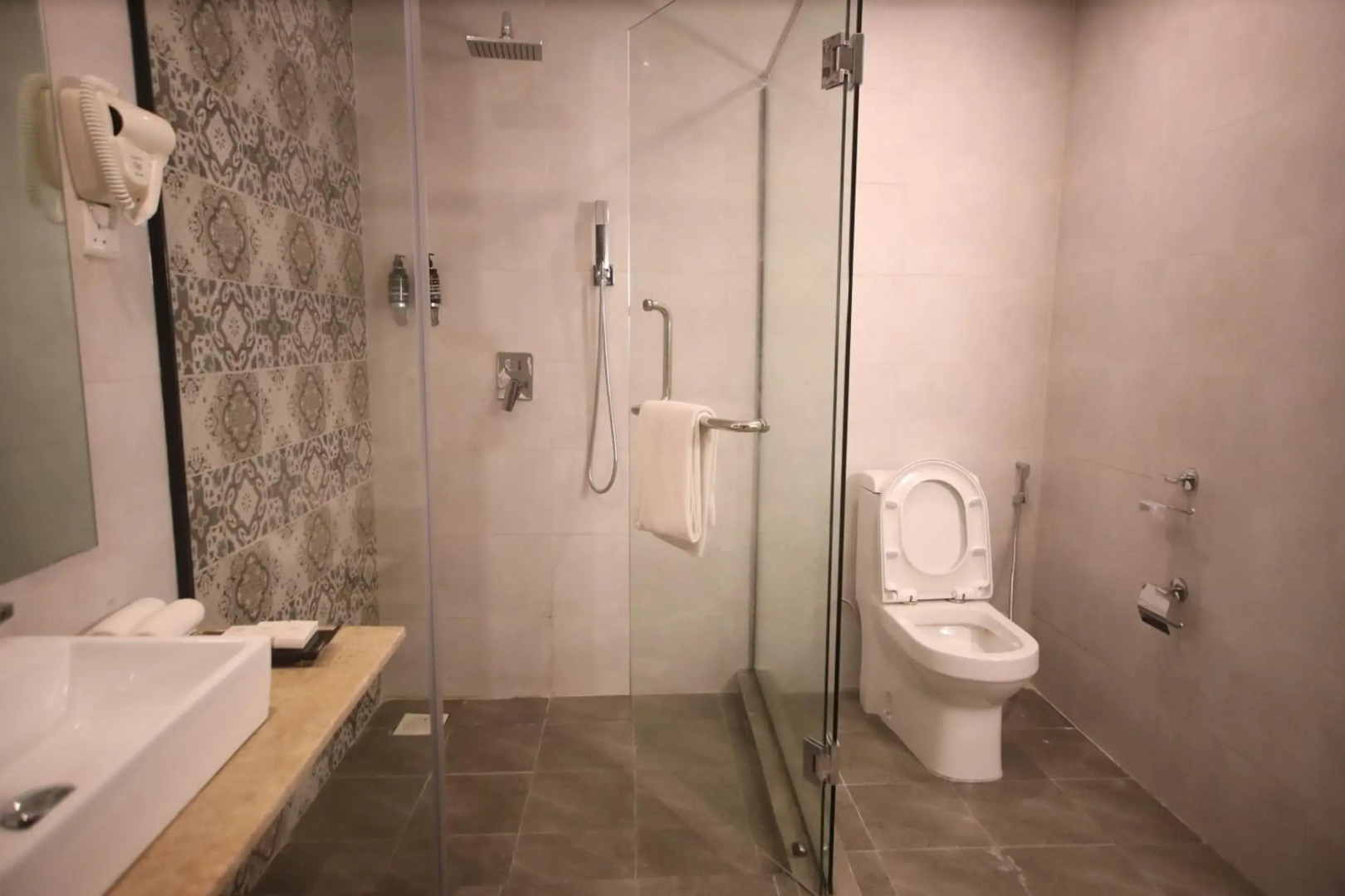 Отель PrideInn Plaza Nairobi Airport