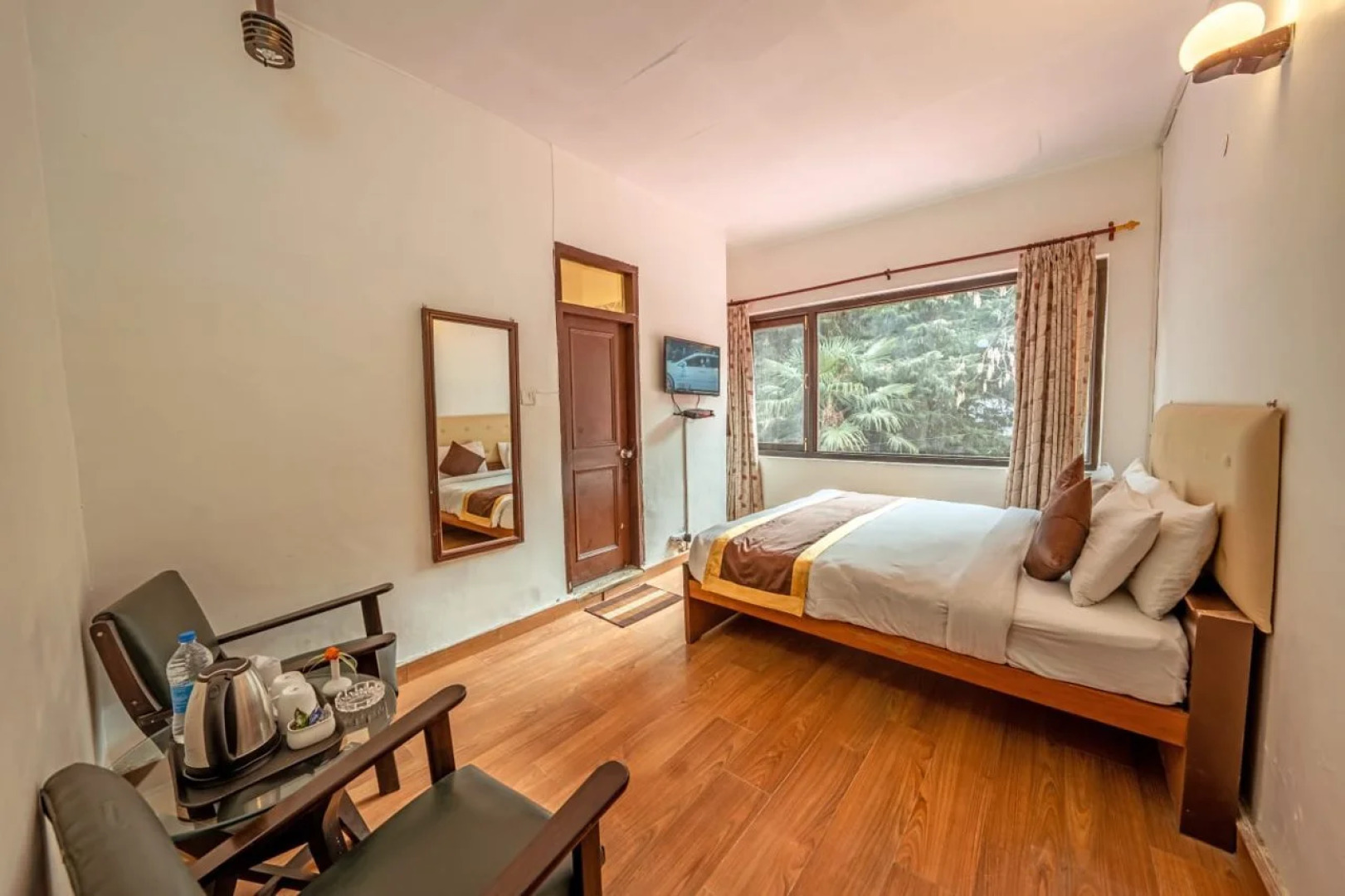 OYO 10959 Hotel Langdale Manor