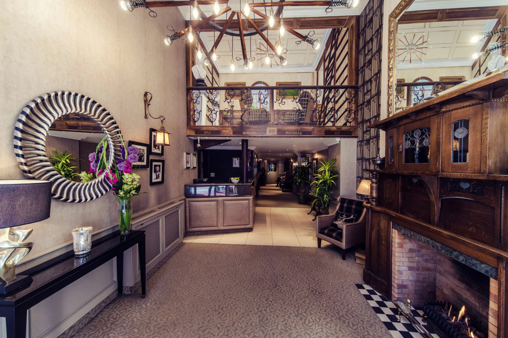 Carlton George Hotel