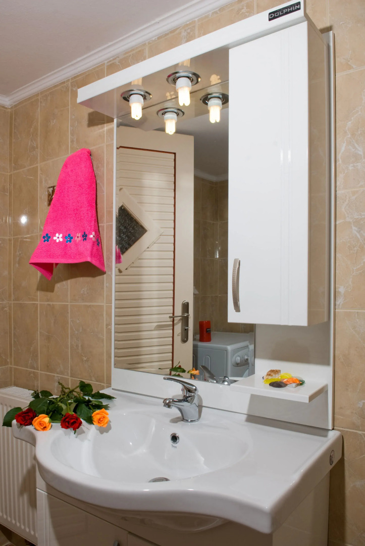 Christina Maisonettes Studios & Apartments