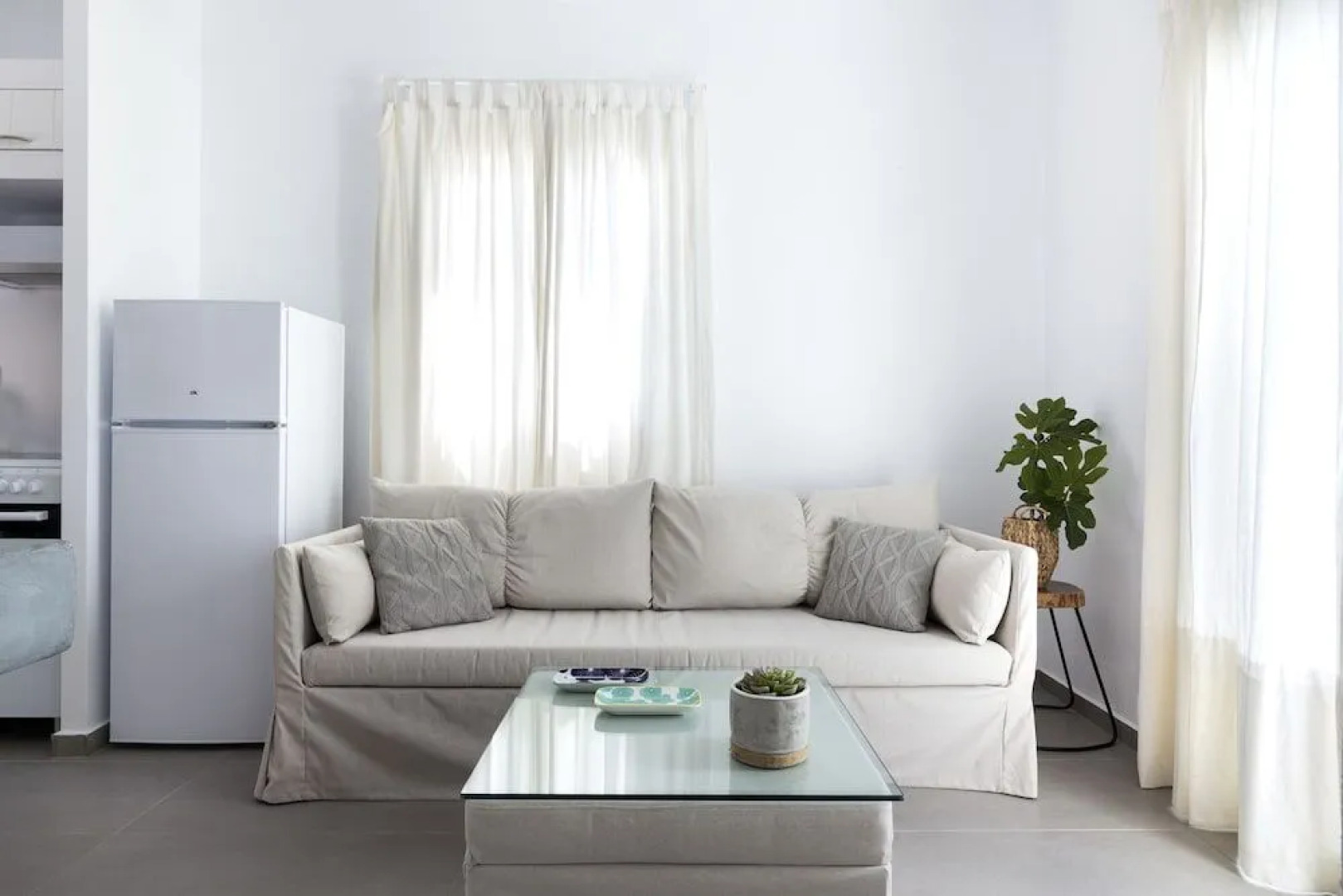 Amperian Mykonos Suites