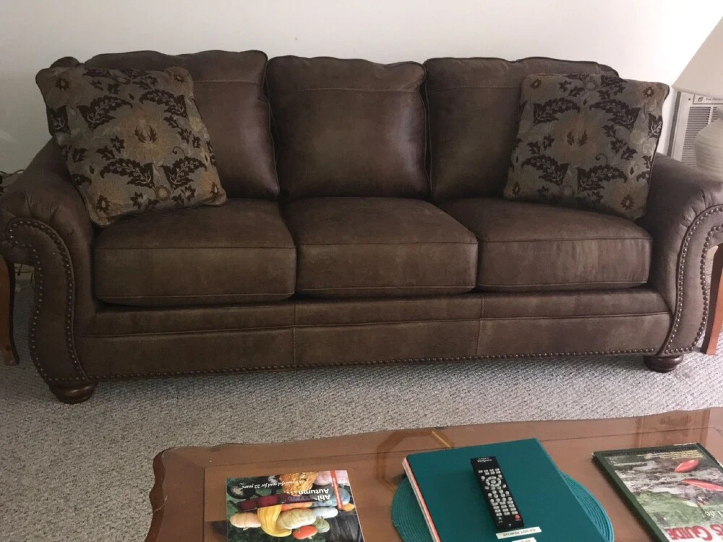 Cozt Downstairs Skyleaf D1 Condo by RedAwning