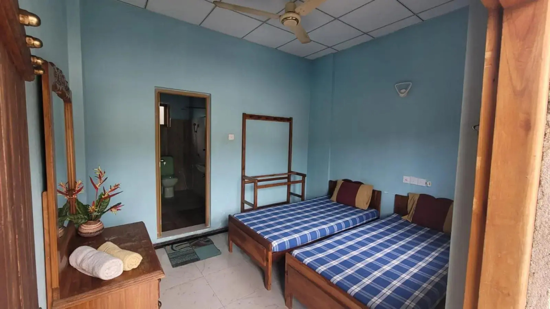 Thomasha Holiday Inn