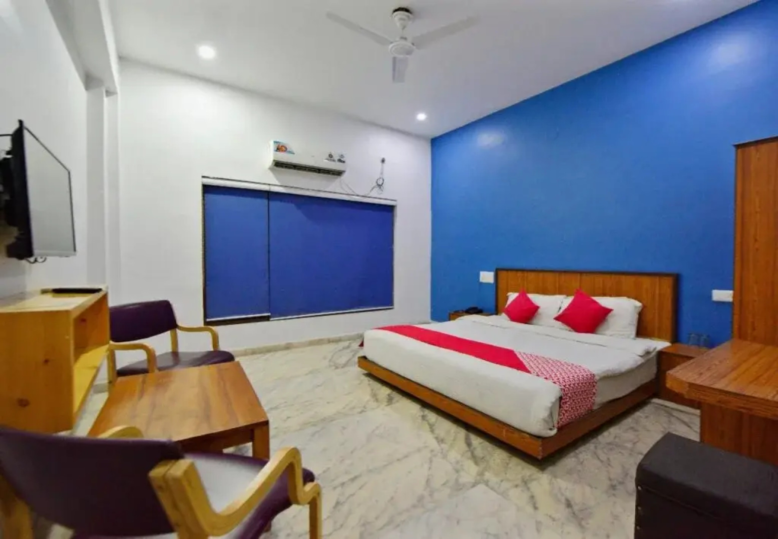 Hotel Rockstar by OYO Rooms