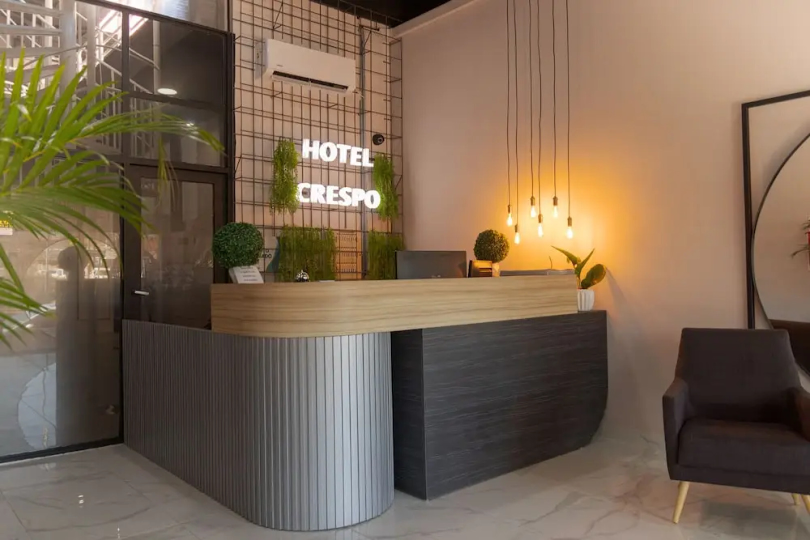 Hotel Crespo