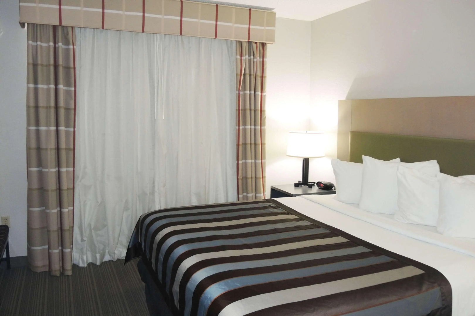 Wingate by Wyndham Matthews/Charlotte