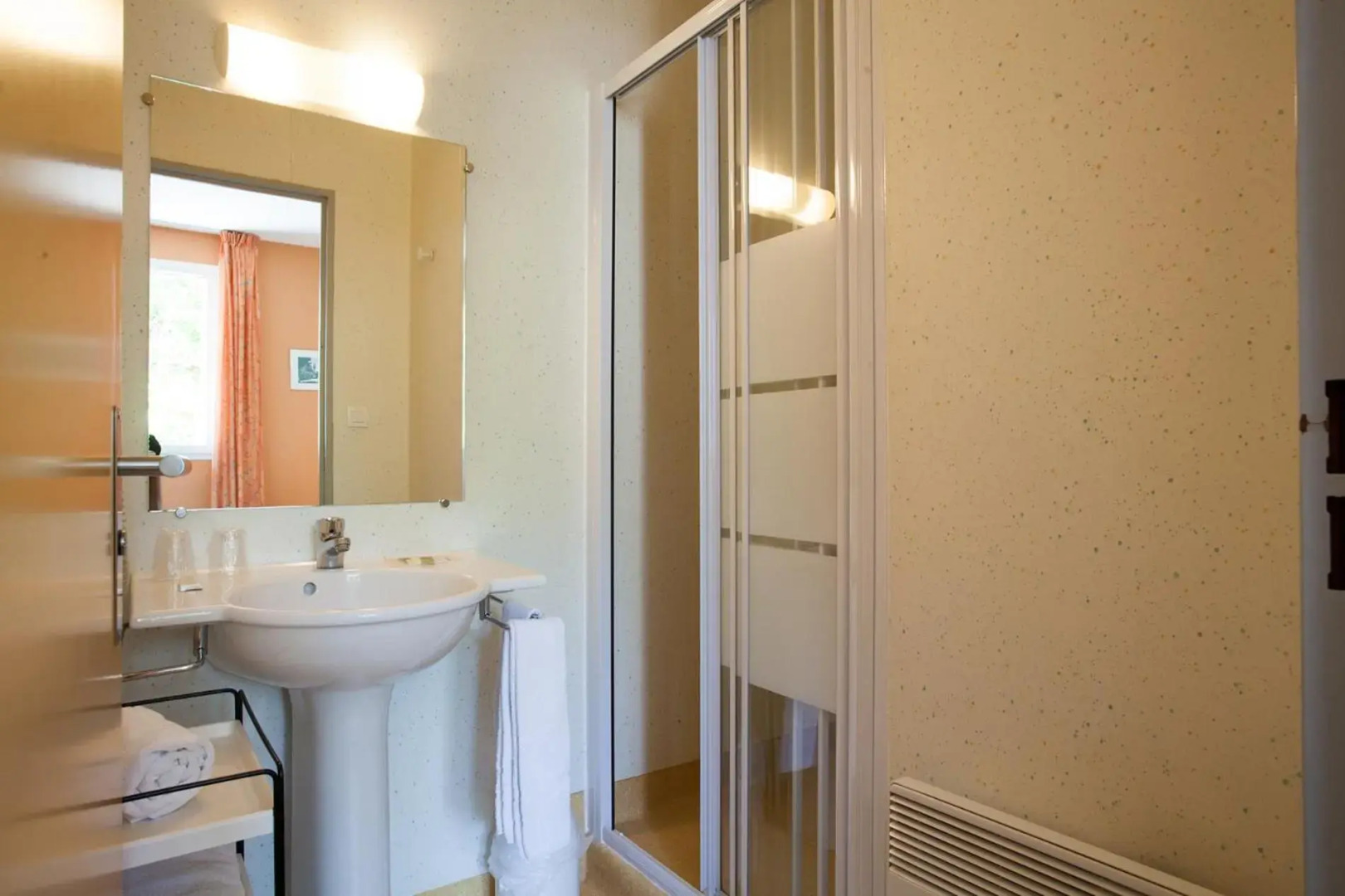 Logis Hôtel Le Lion d'Or