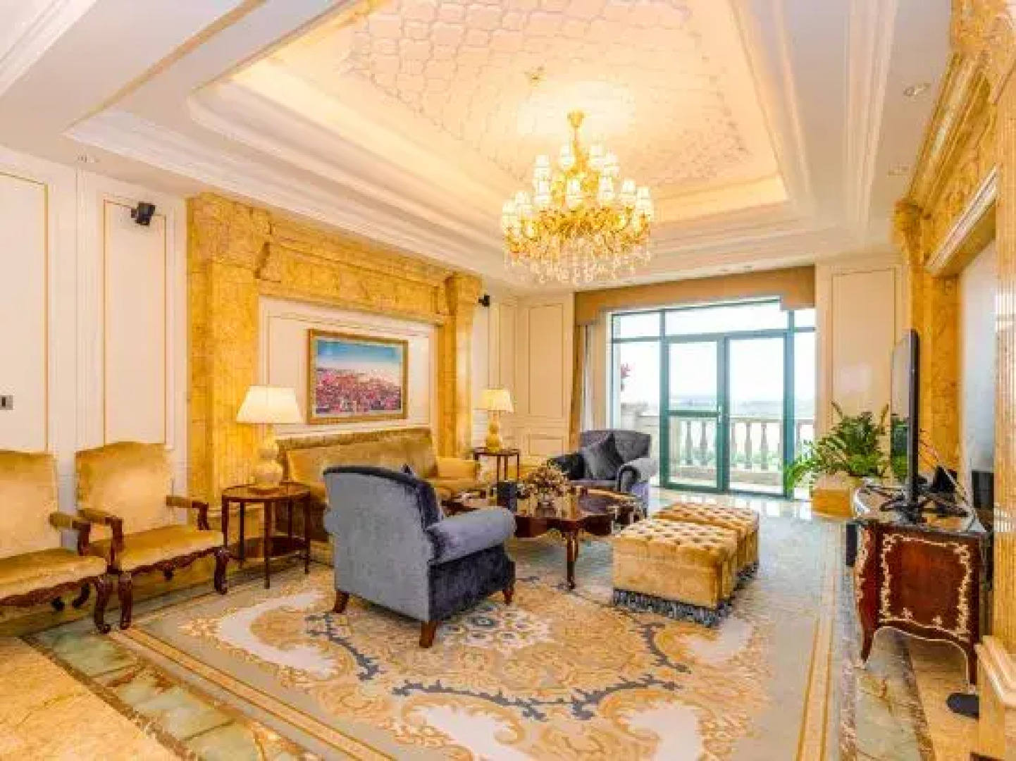 Hubei Culture and Tourism Honglian Lake Hotel