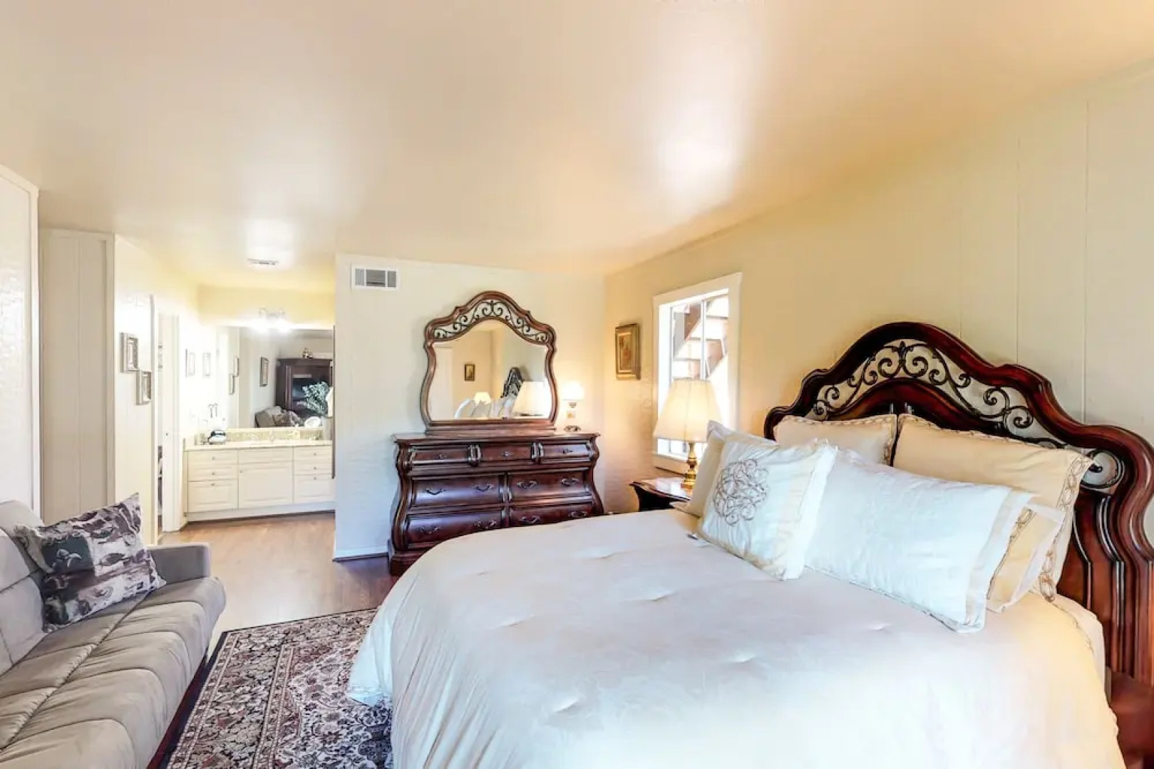 Whitetail Ridge Retreat