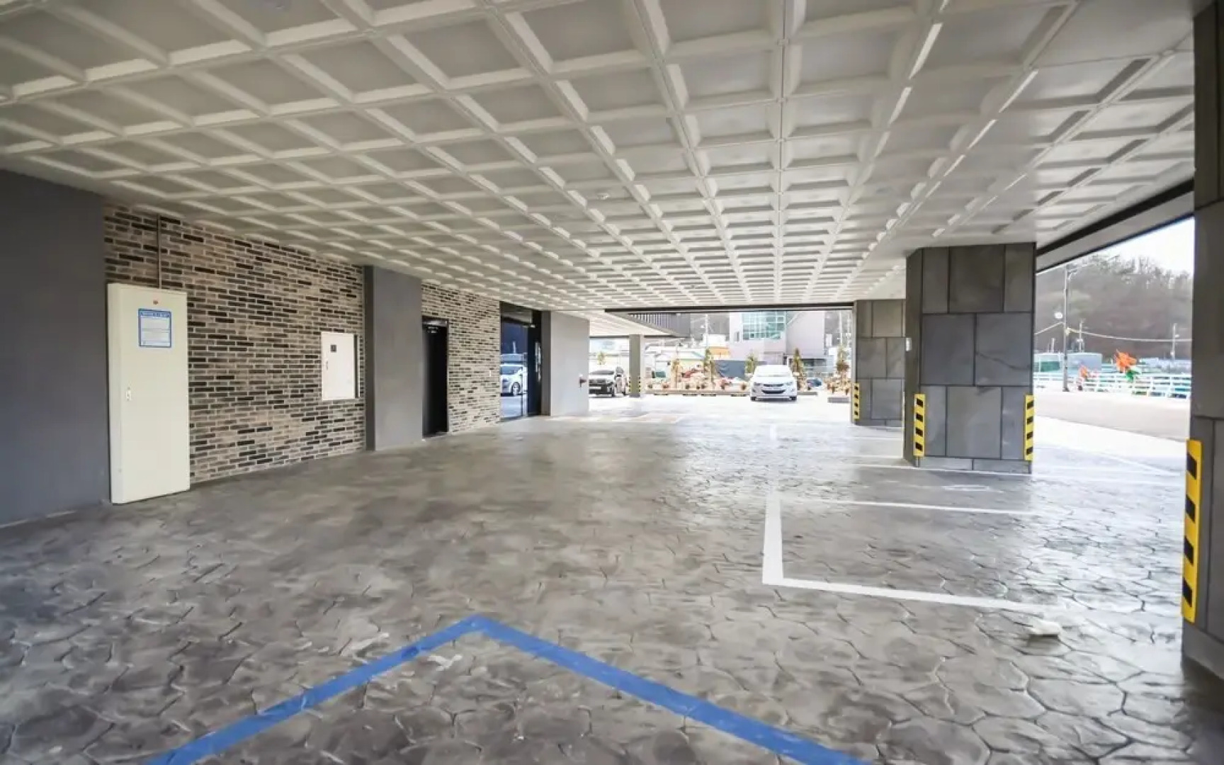 Yeongdeok Gangguhang Cloud Hotel