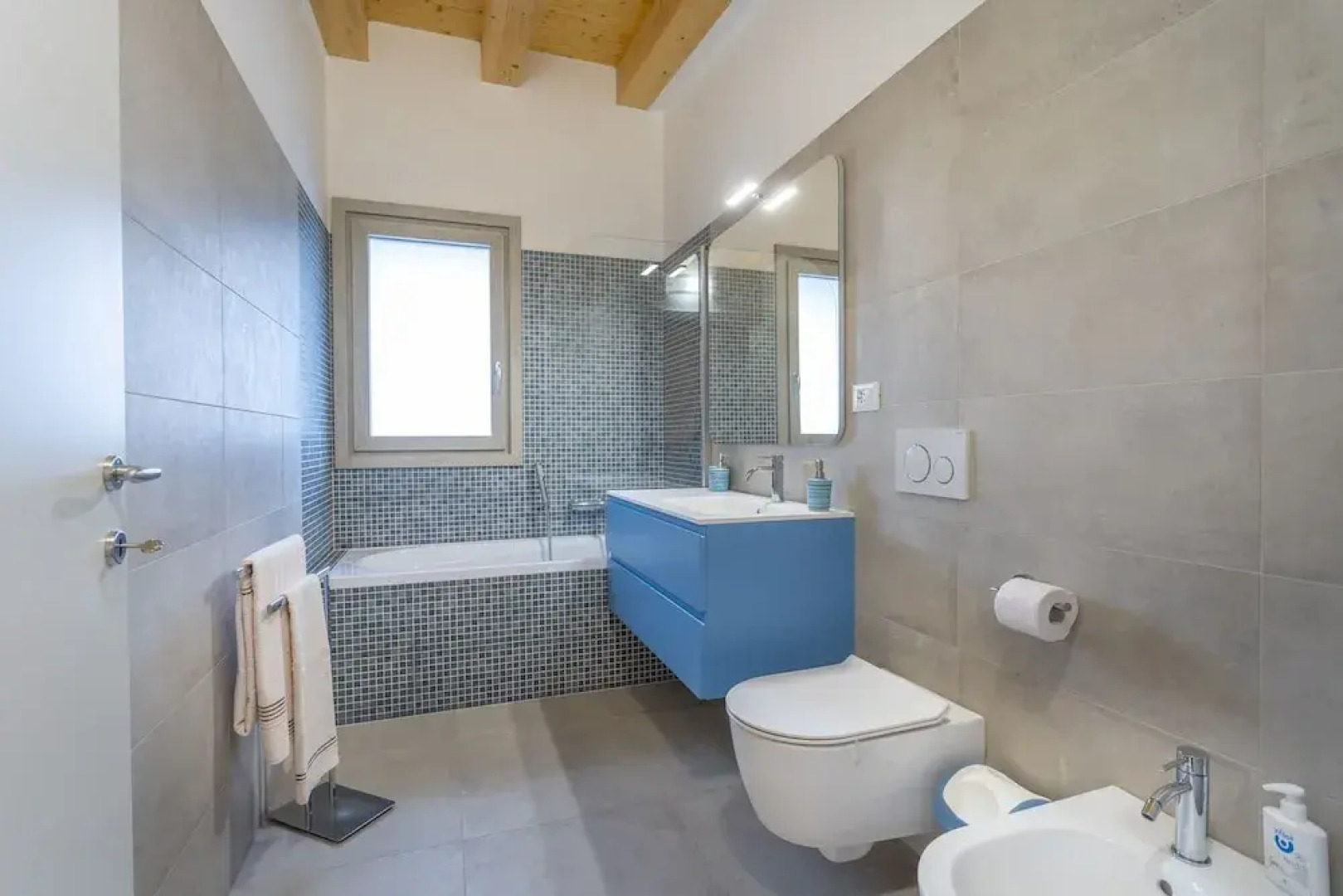 Modern House with Private Garden in Udine