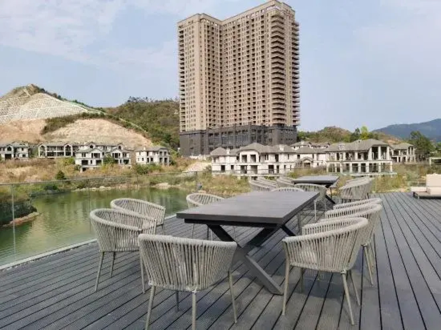 The Fogang Tolanno Hot-Spring Resort