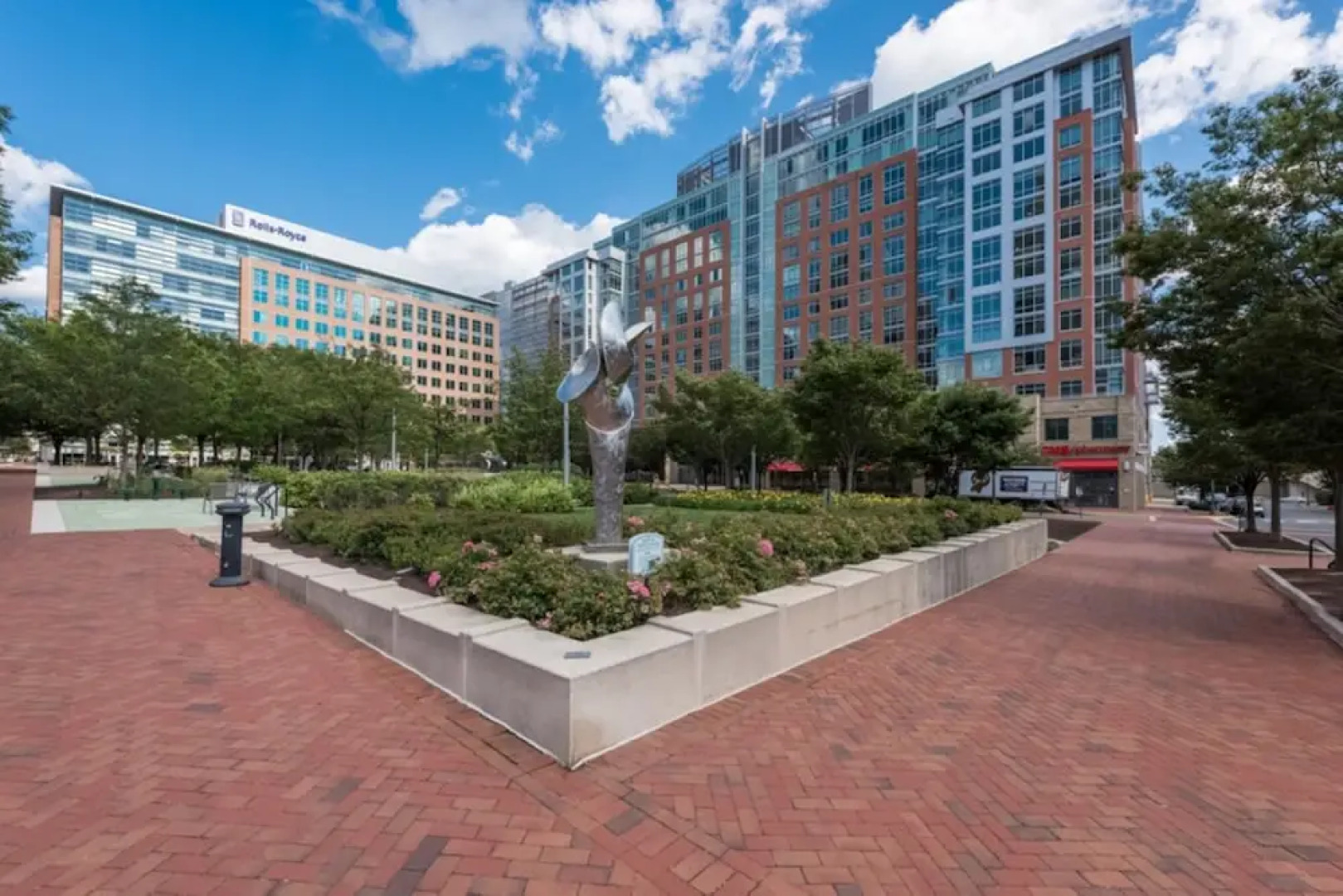 Global Luxury Suites at Town Center North