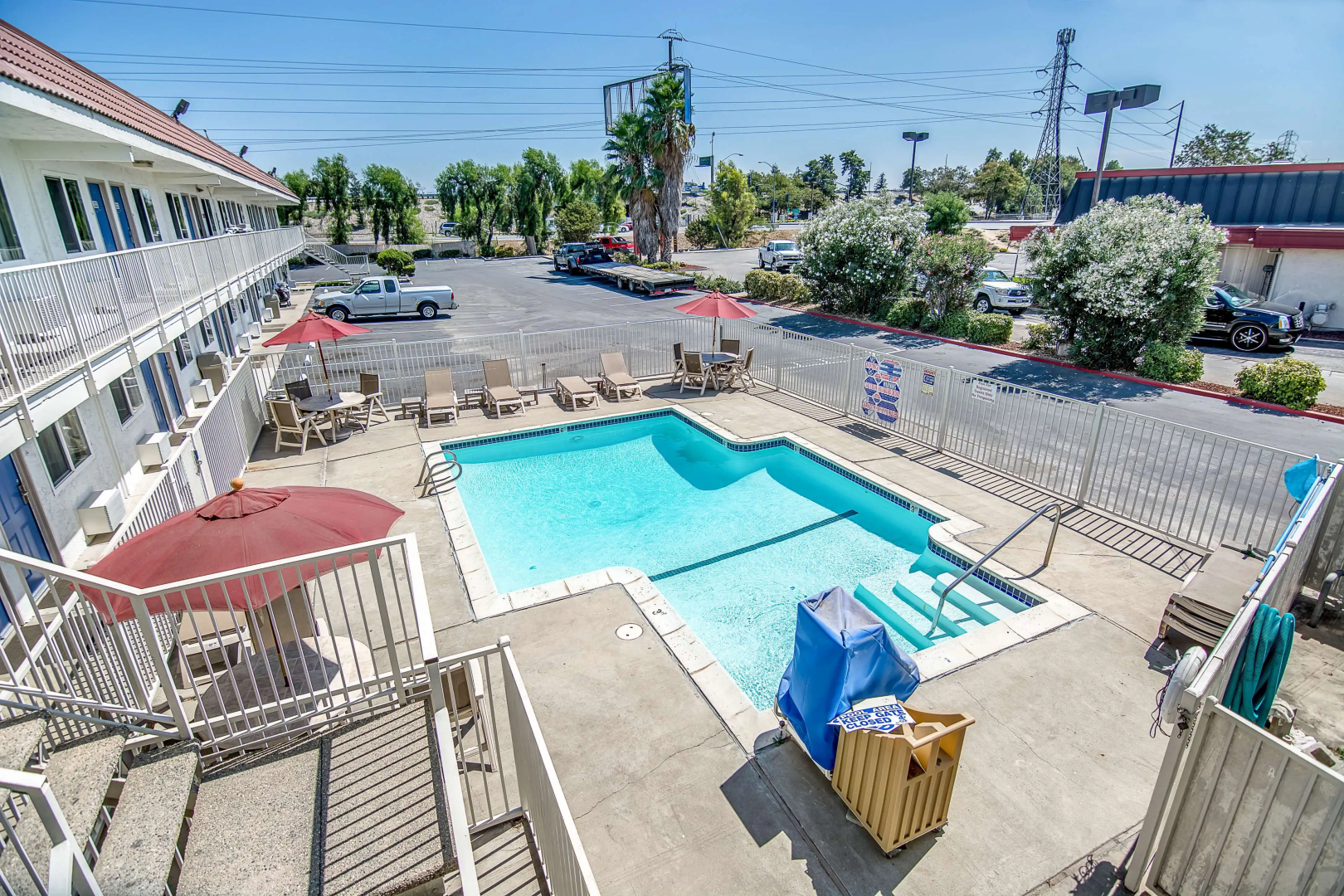 Motel 6 Stockton, CA - Charter Way West
