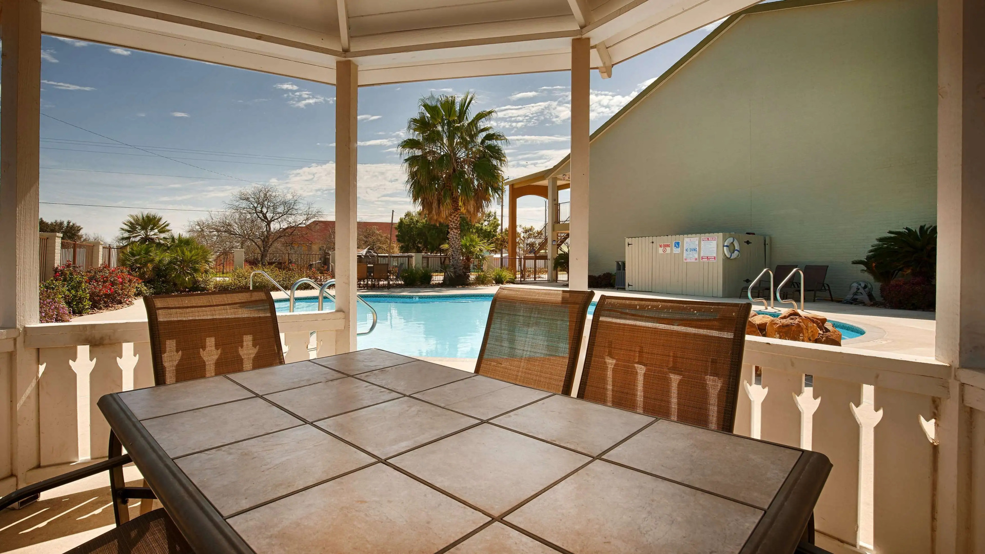 SureStay Hotel by Best Western Floresville