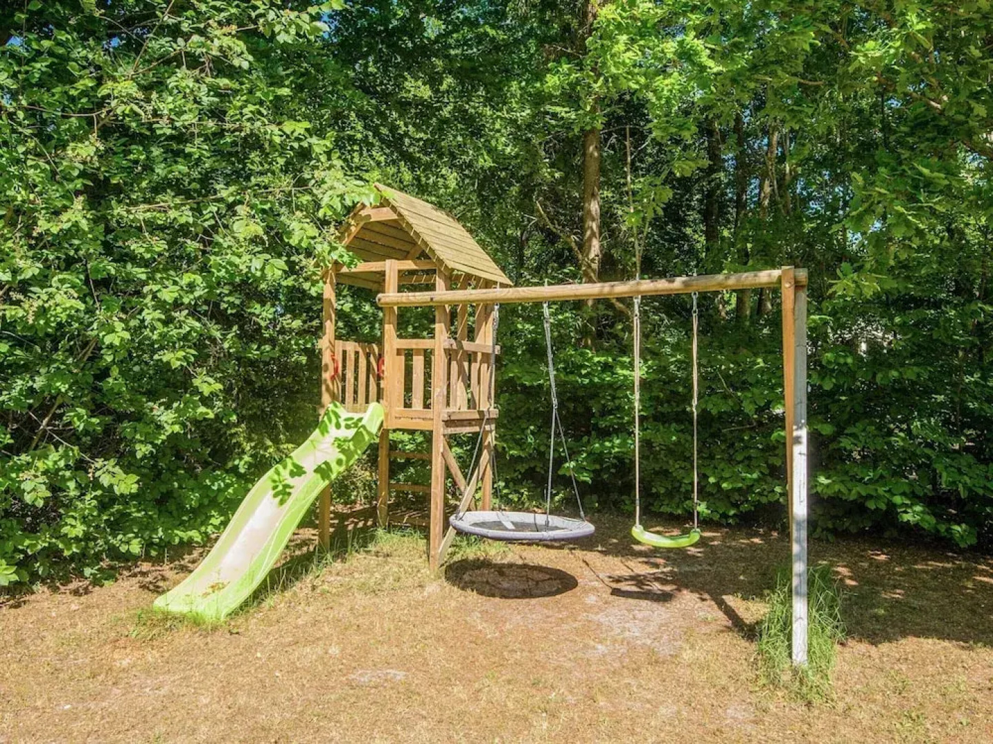 Tranquil Holiday Home in Glesborg with Hot Tub & Sauna