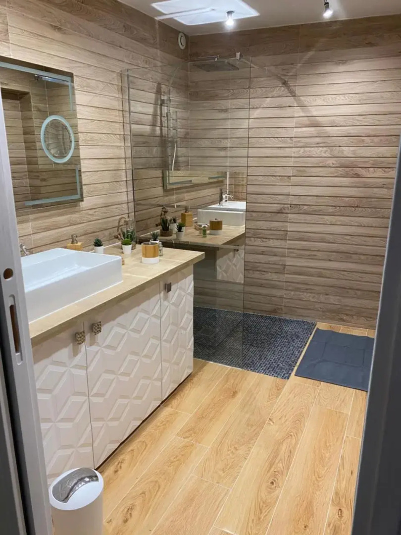 Cavaliere Apt 125M2 Piscine