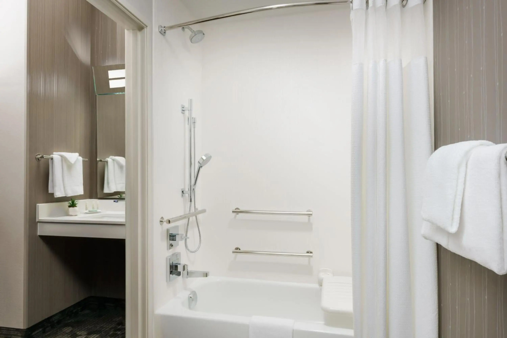 Courtyard By Marriott Dallas - Lewisville