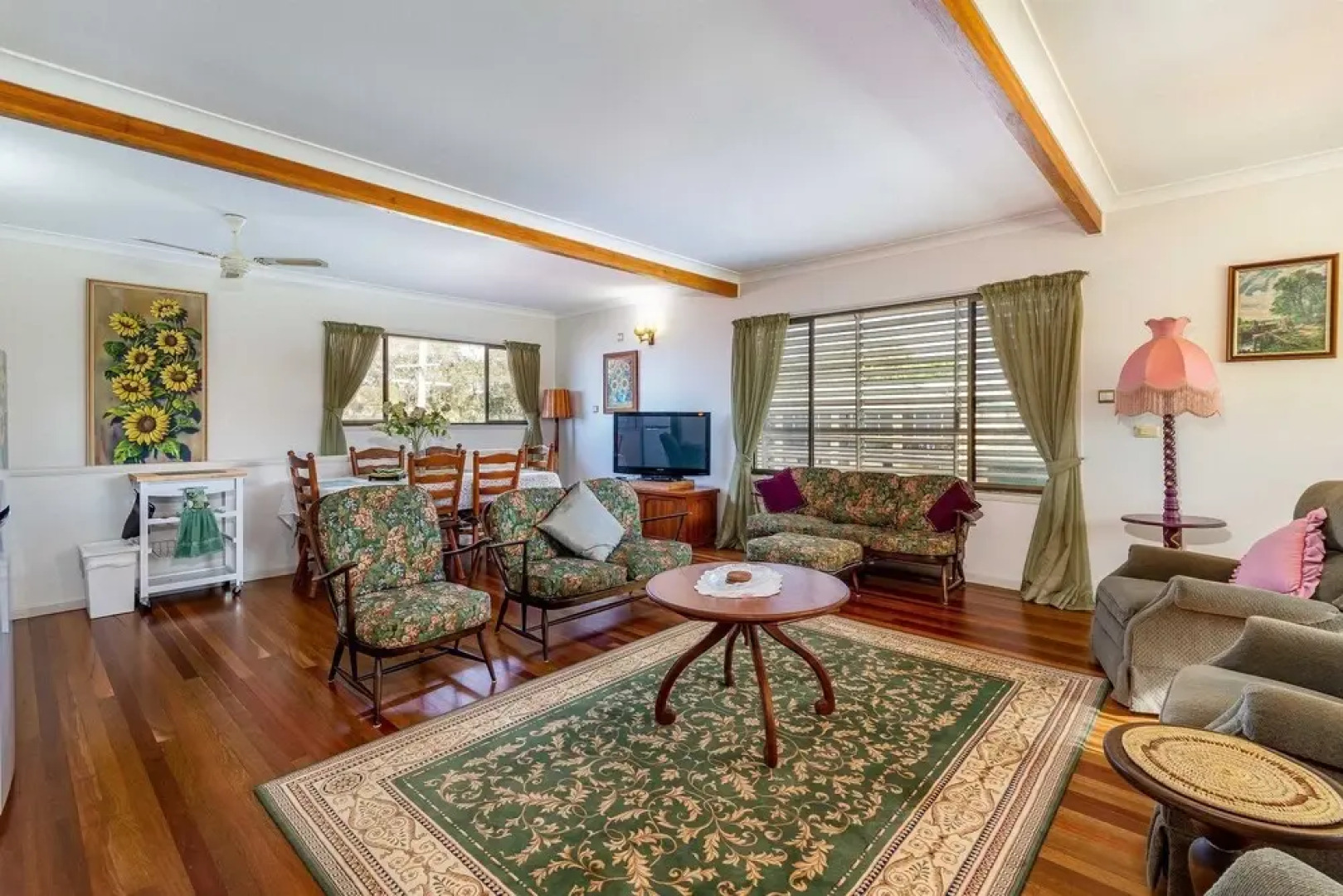 Spoil yourself with the perfect position of this first floor Unit