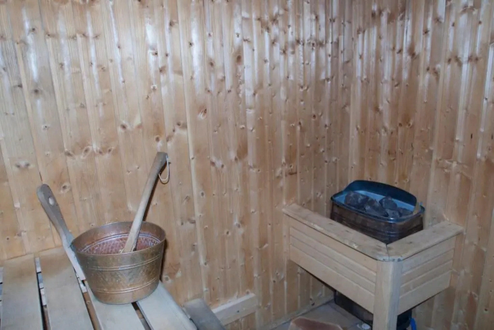 Radiance Premium Suites