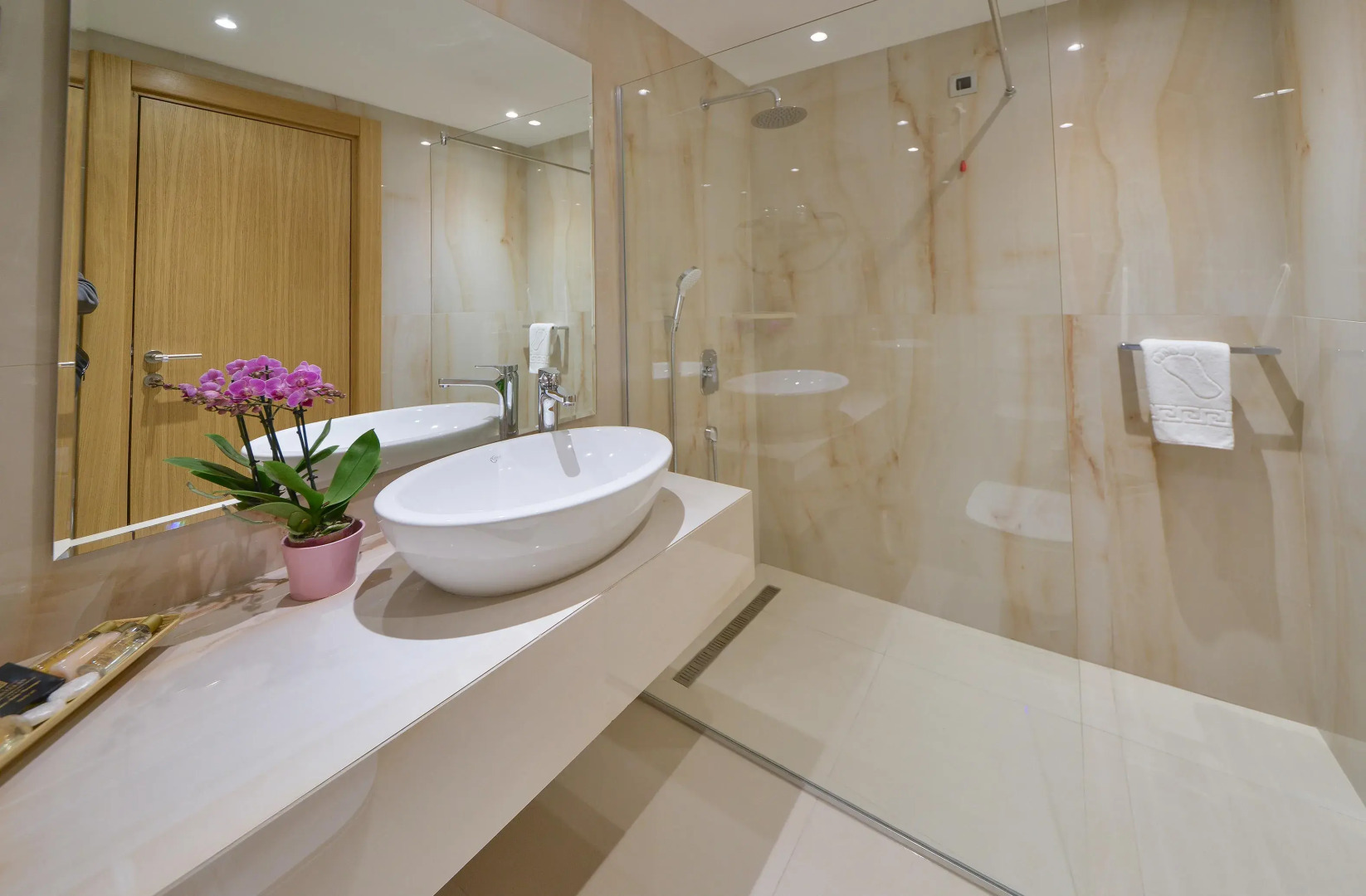 Mediteran Hotel & Resort