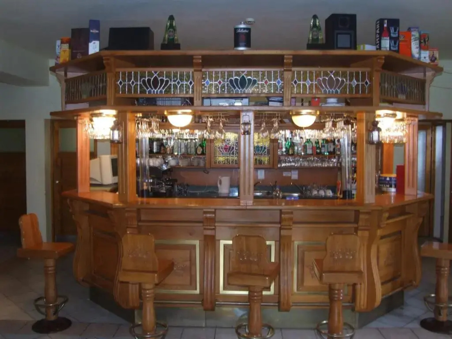 Pollushof Panzió és Étterem