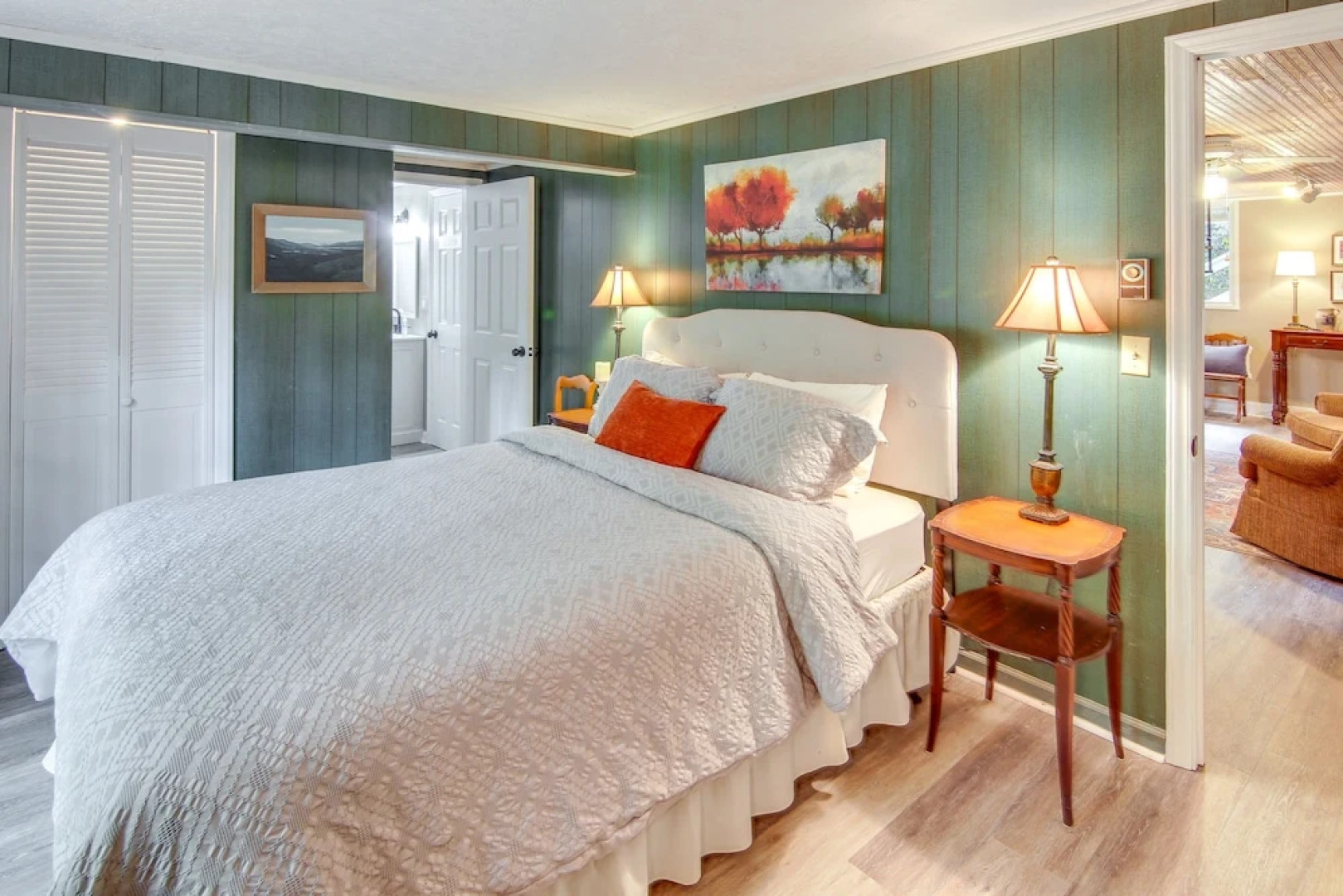 Black Mountain Cabin Apartment ~ 2 Mi to Downtown!