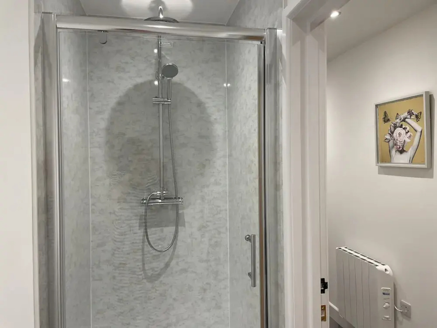 Strawberry Line, Flat 1