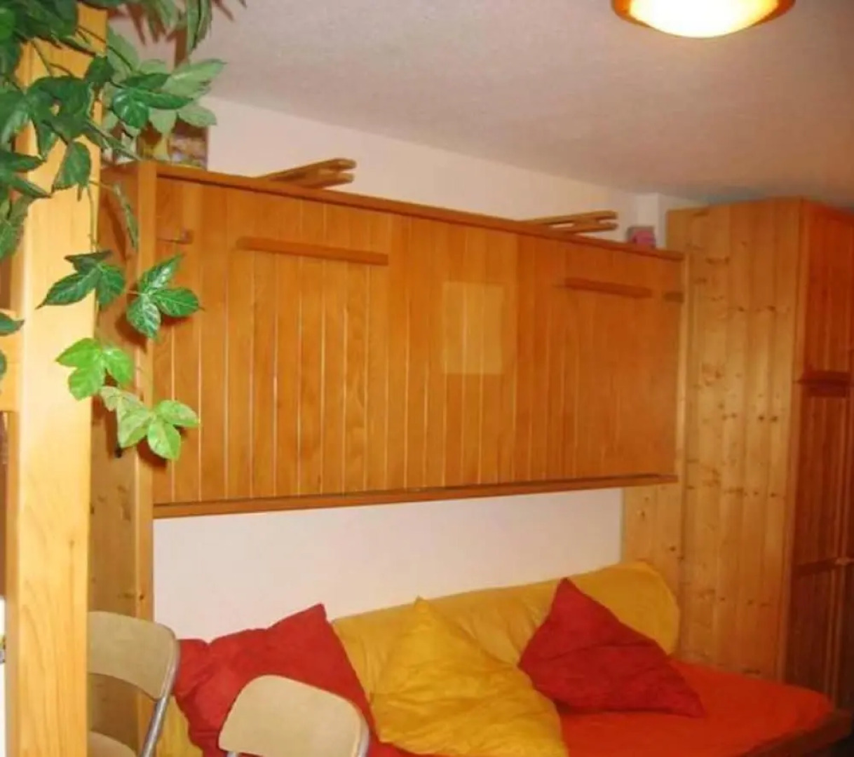 Apartment With one Bedroom in Le Pleynet, With Wonderful Mountain View and Balcony - 100 m From the Slopes