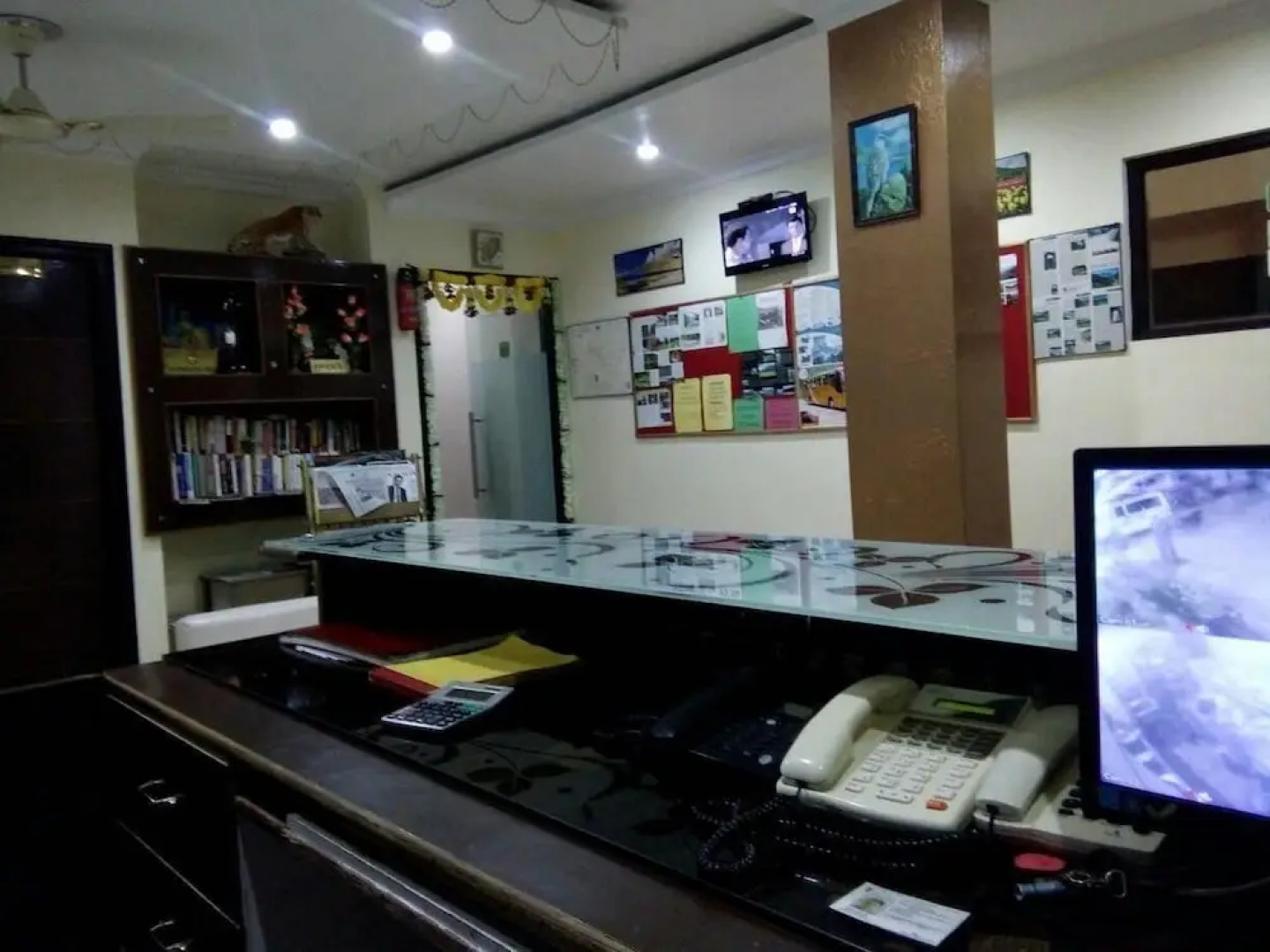 Hotel Moon Walk Residency