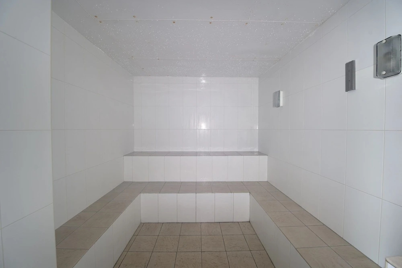 Pacific Blue 505-265 Sandy Point Road