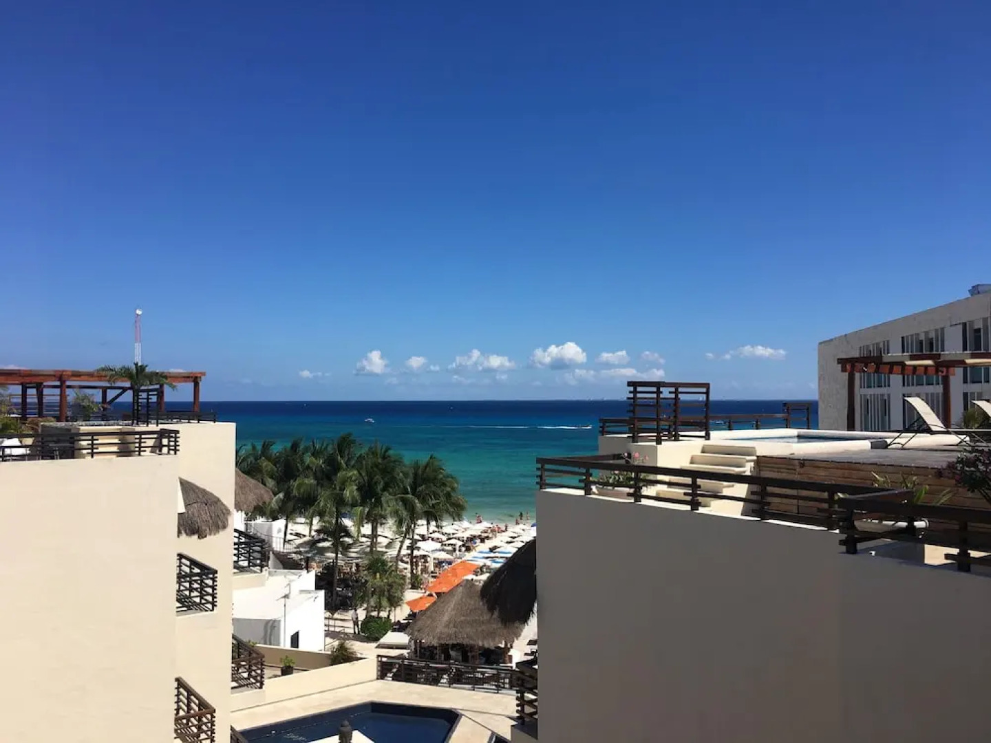 Aldea Thai - Oceanfront PH w/ Rooftop & Private Pool