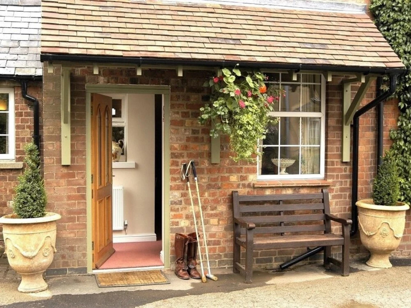 Courtyard Toft House