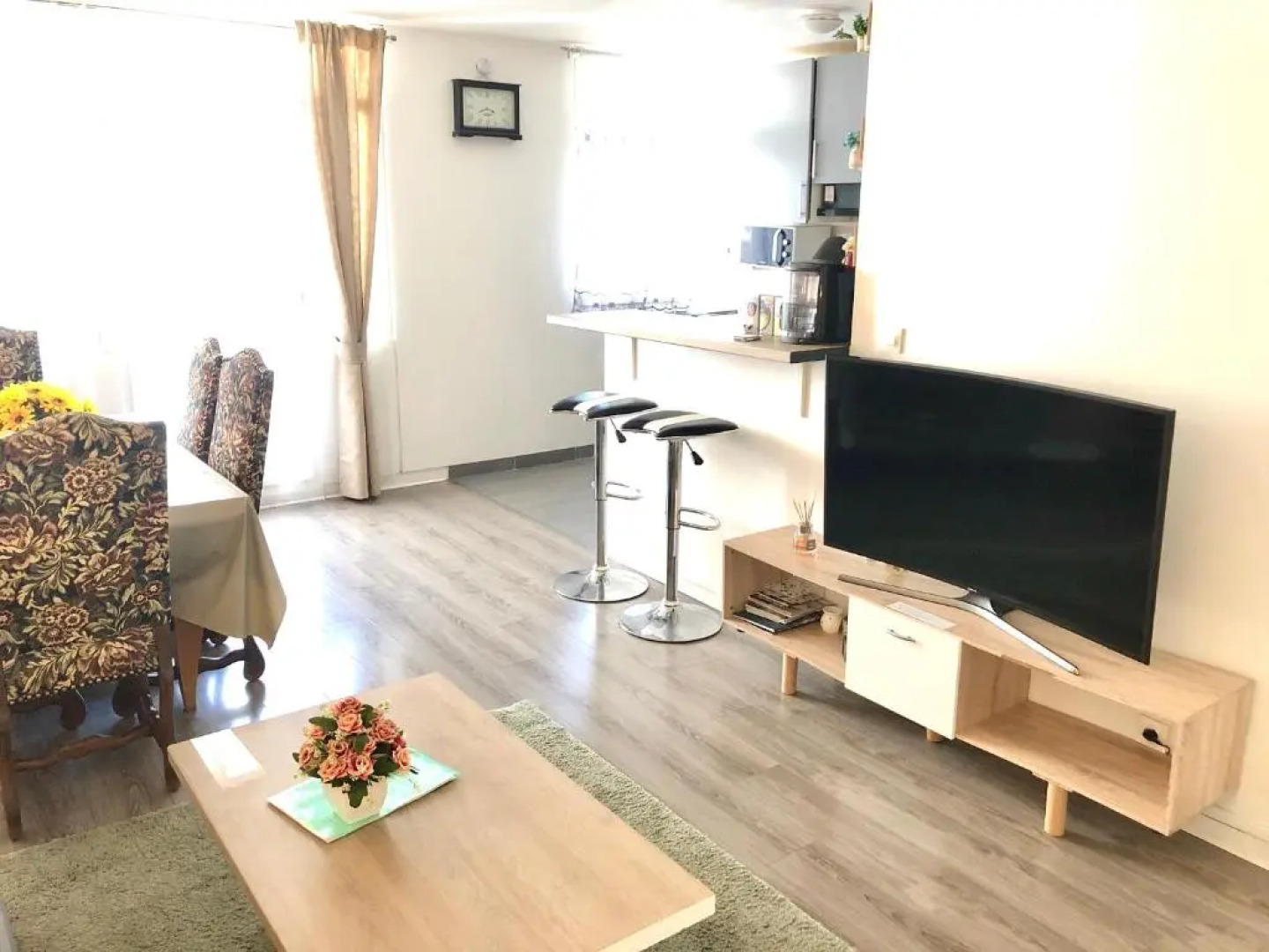 Cosy 74m2 apartment close to Paris and La Defense