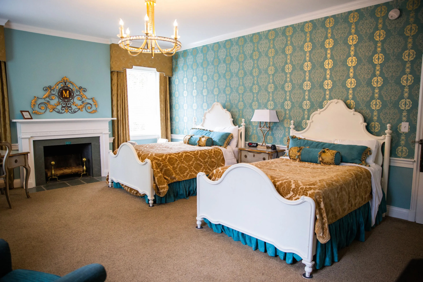 Providence Manor House Bed & Breakfast