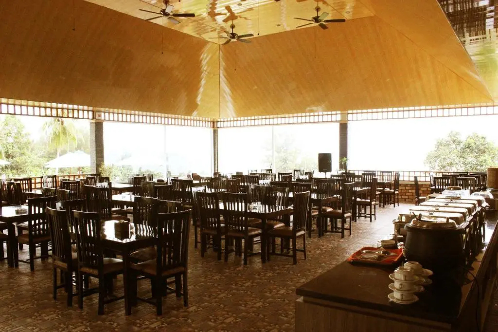 Pesona Bay Sea View Hotel