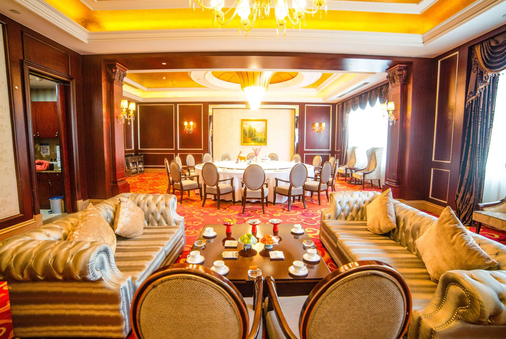 Howard Johnson by  Domando Plaza Wulanchabu