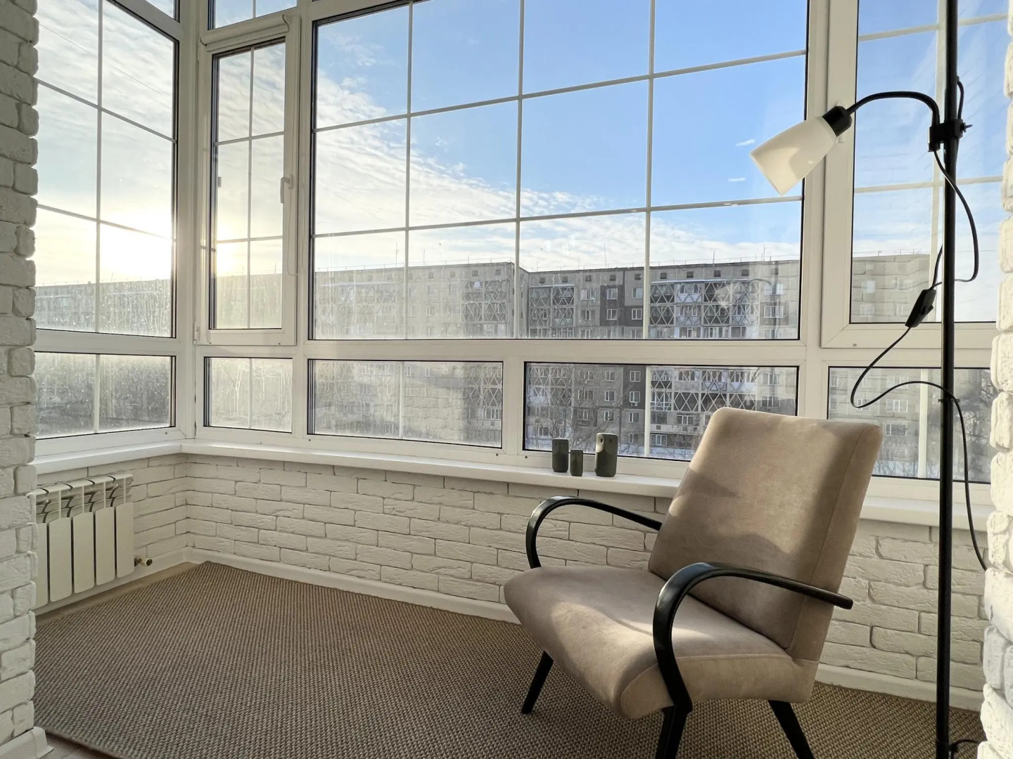 Live (Лайв) на улице Камзина 41/3