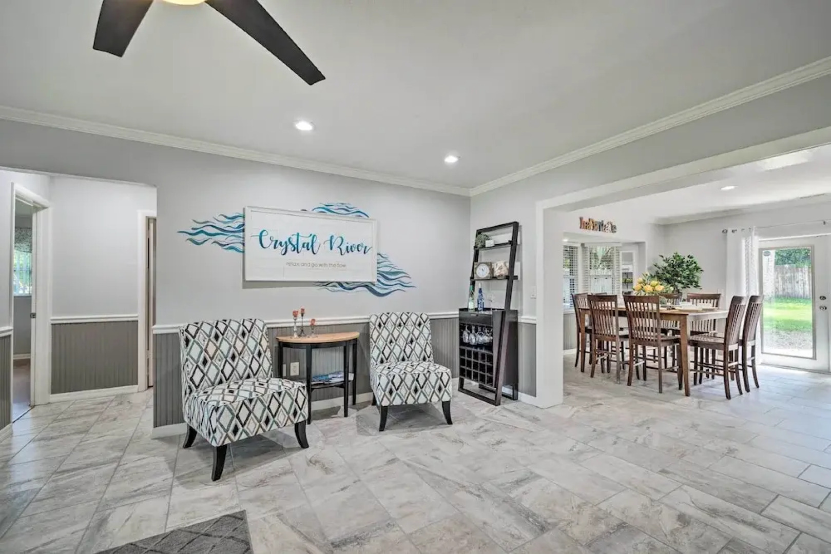 Hot Tub + Game Room: Crystal River Retreat!