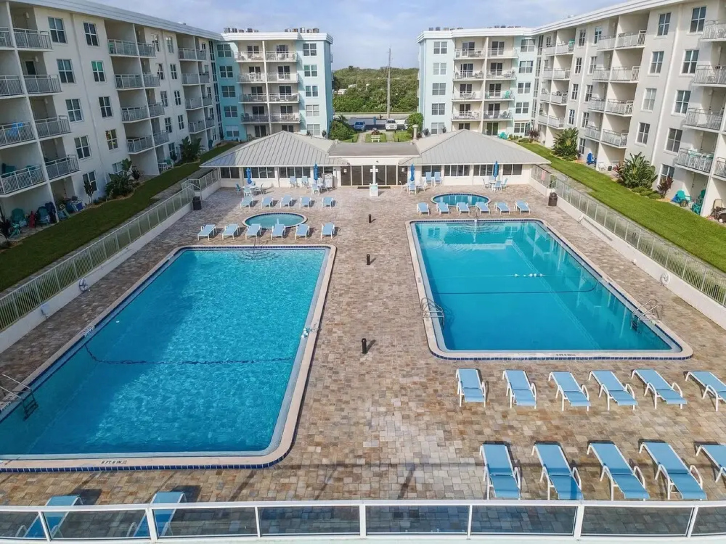 Sea Coast Gardens II 107