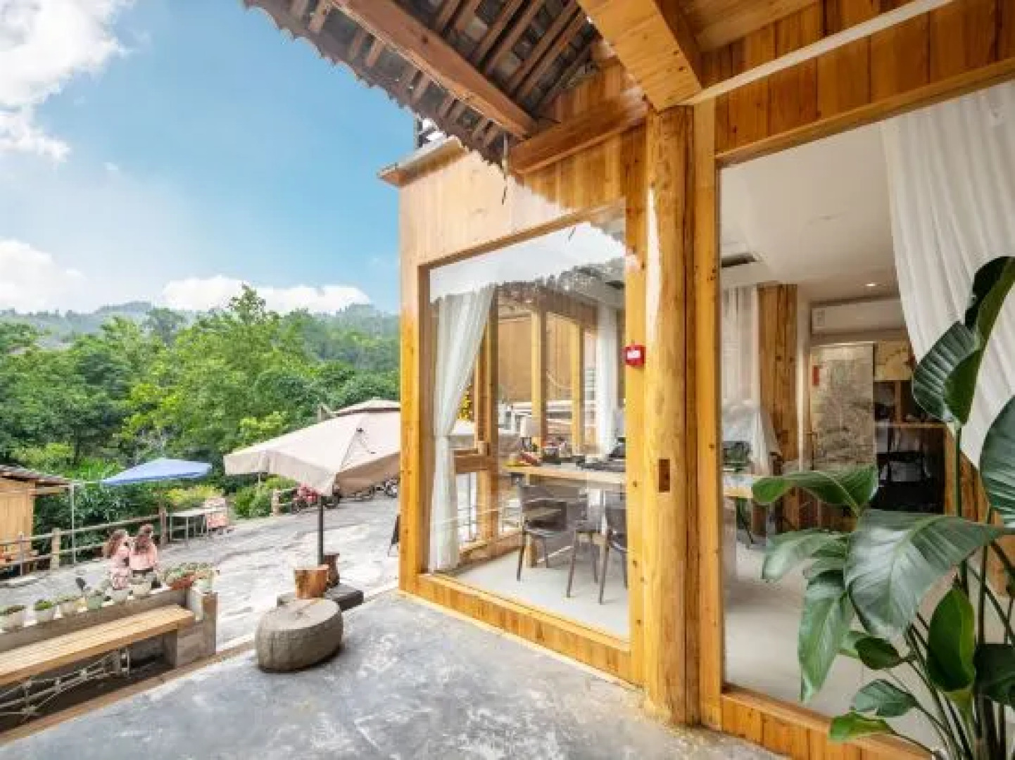 Zhaoxing Sidongju Boutique Inn
