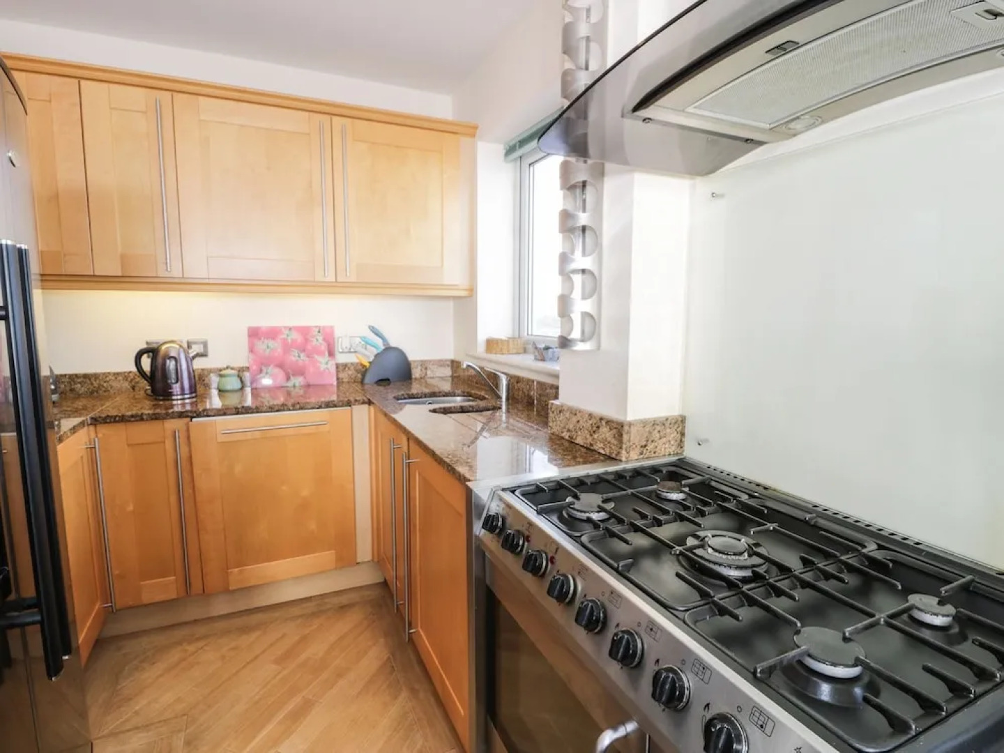 Penthouse 18, West End Point