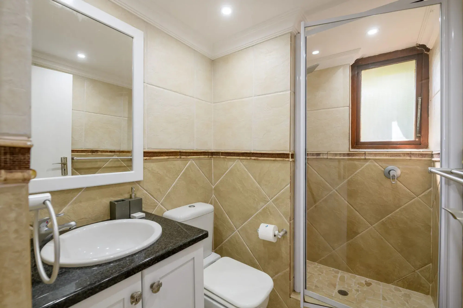 San Lameer Villa Rentals  3207