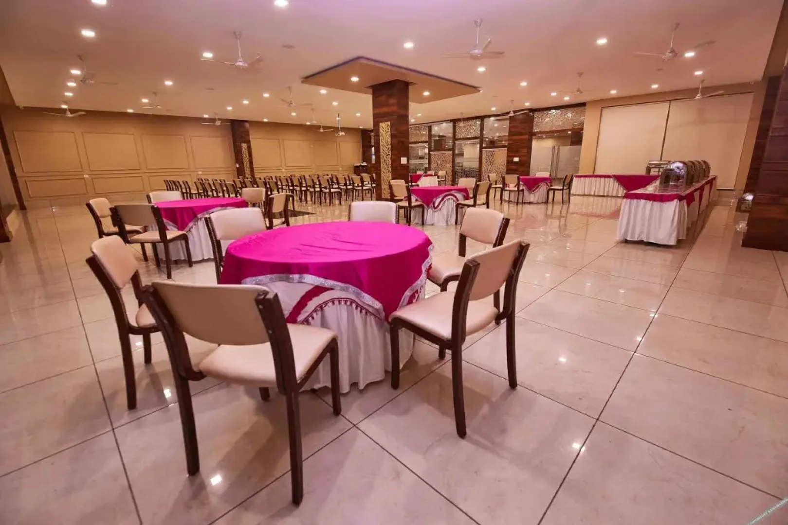 Hotel Highway Prince