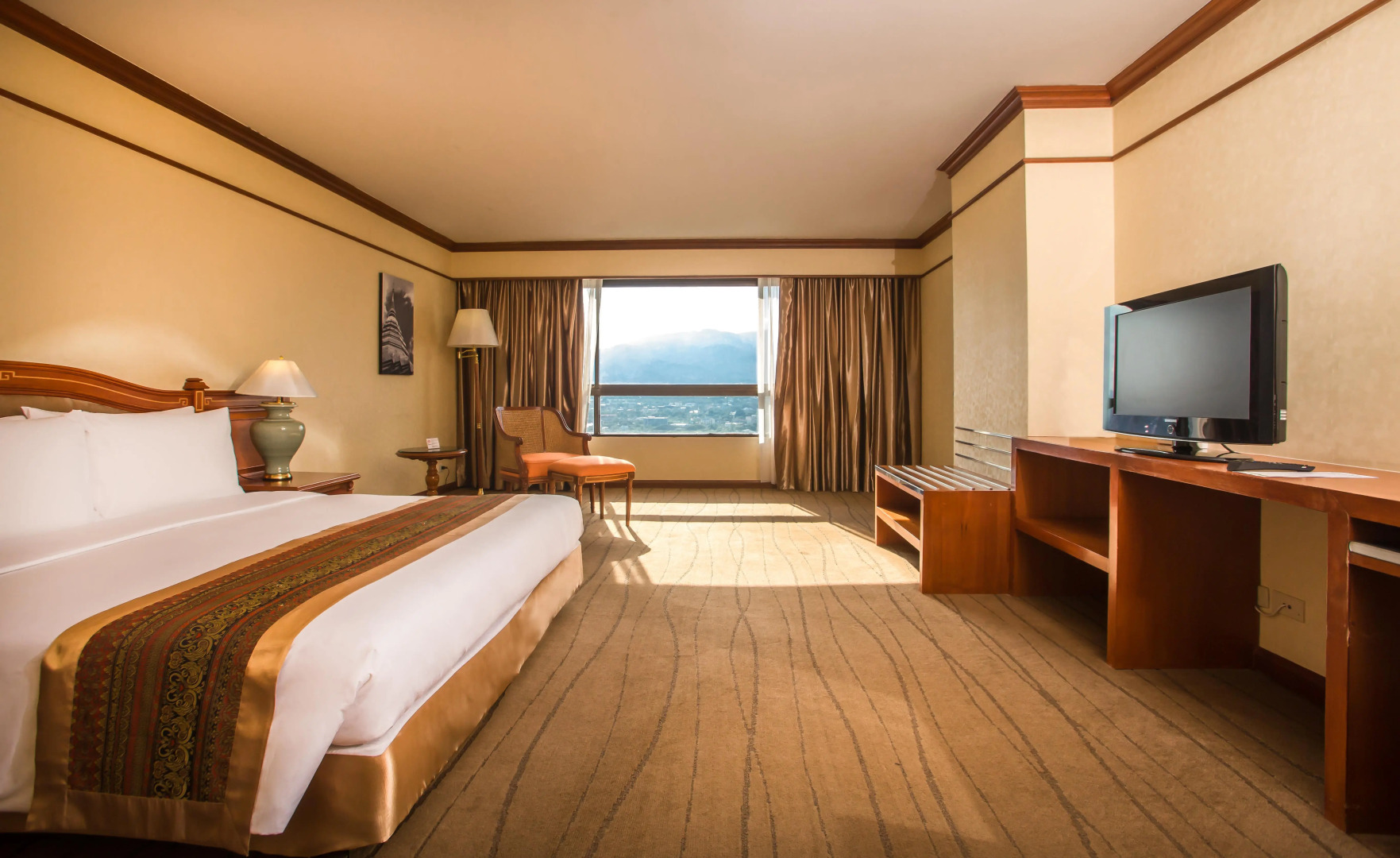 Centara Riverside Hotel Chiang Mai