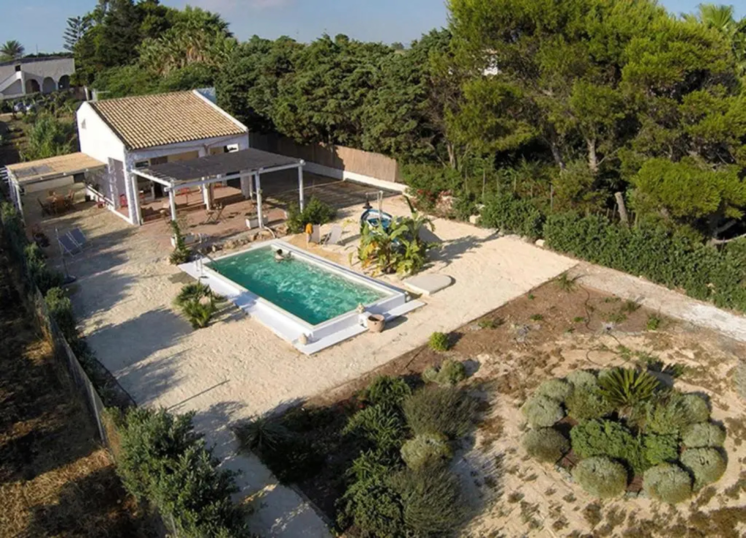 Jabia Beach House - Villa on the Beach - Private Beach