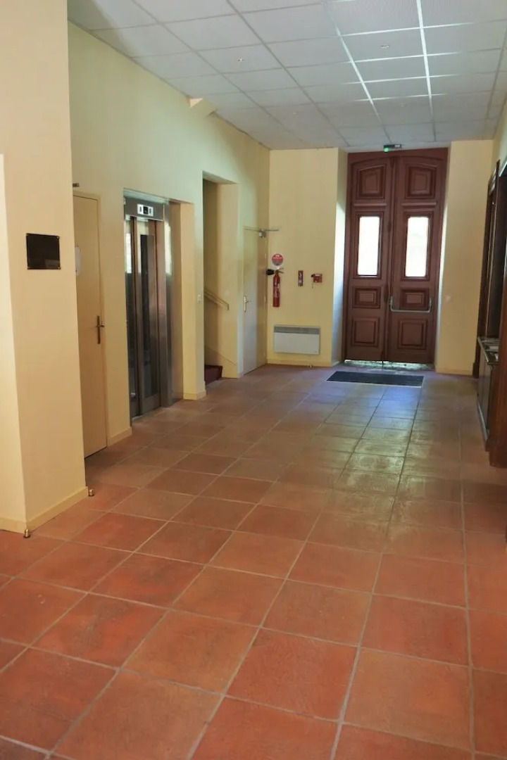 Logement n202 4pers face aux Thermes